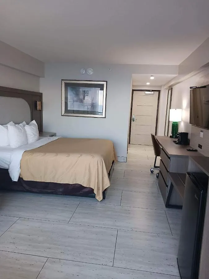 Hotel Boardwalk 705 Virginia Beach