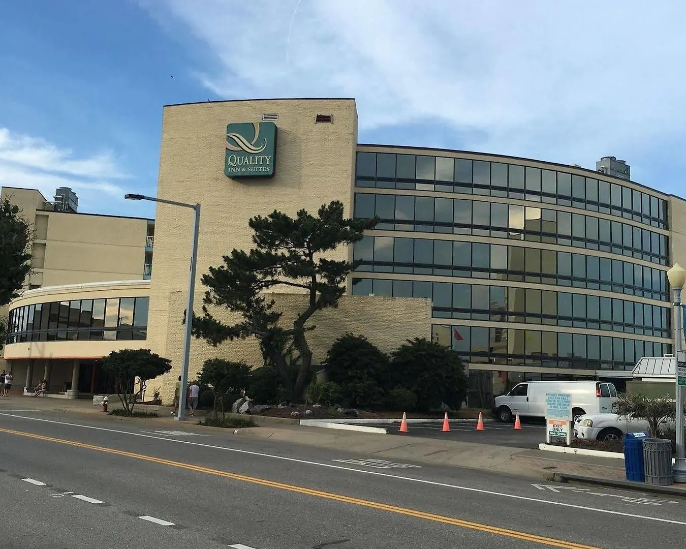 ***  Hotel Boardwalk 705 Virginia Beach United States